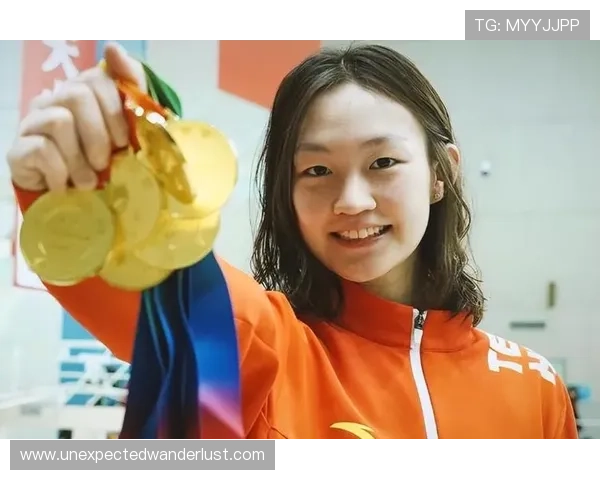 李冰洁训练间歇突然换成豪车钥匙，教练都傻眼了吧？